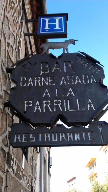 Hostal Restaurante El Chato El Barraco Exterior foto